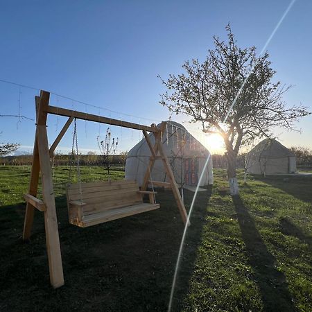 מלון Bokonbayevo Bosogo Yurt Camp מראה חיצוני תמונה