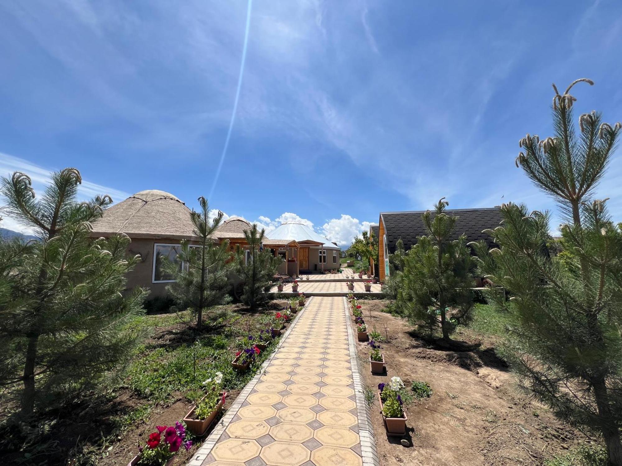 מלון Bokonbayevo Bosogo Yurt Camp מראה חיצוני תמונה