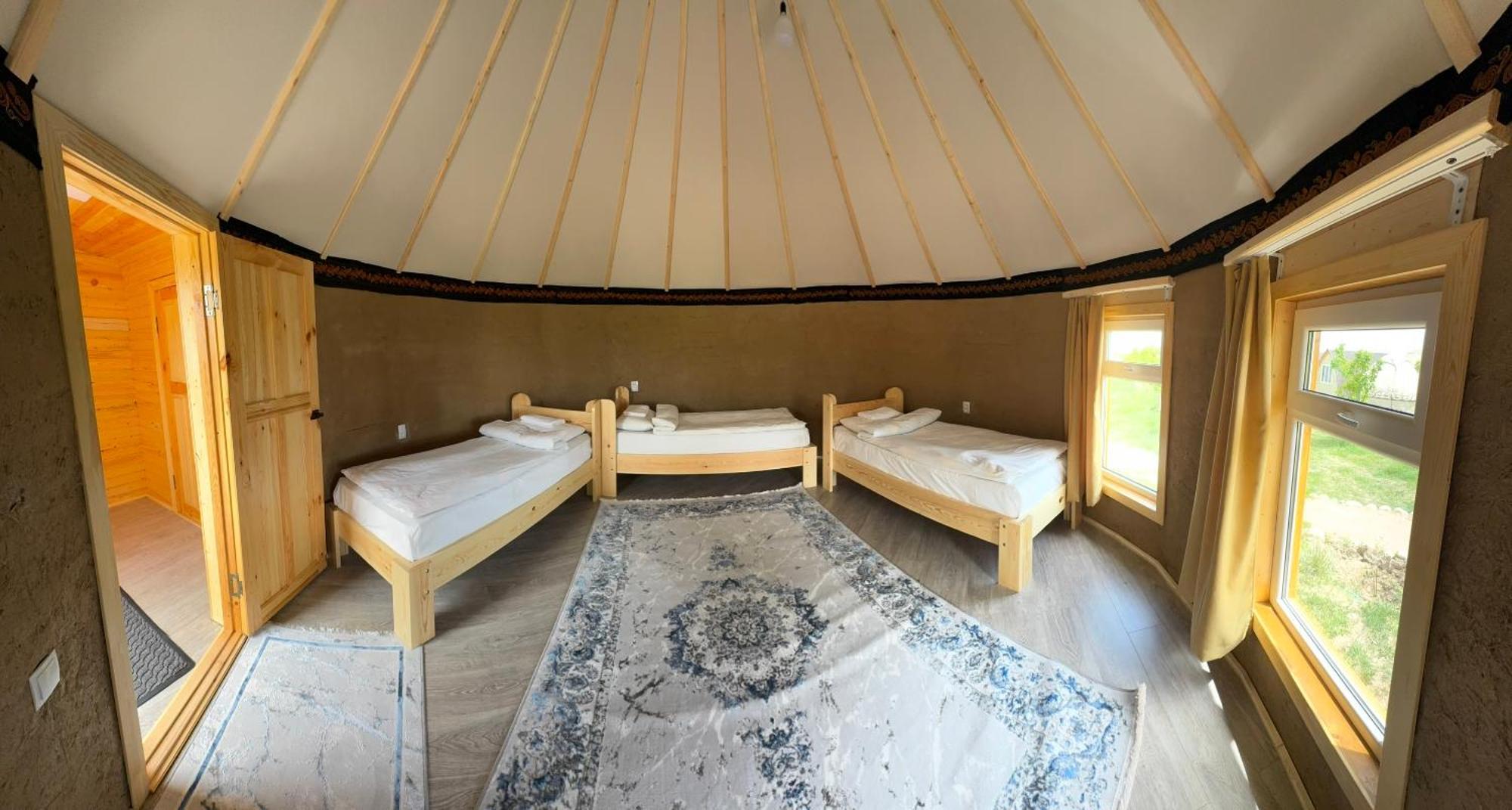 מלון Bokonbayevo Bosogo Yurt Camp מראה חיצוני תמונה