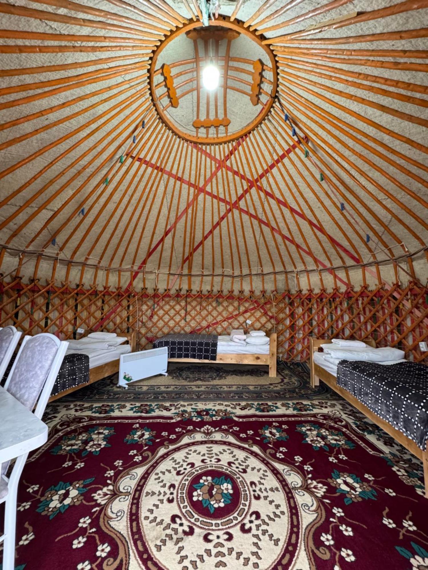 מלון Bokonbayevo Bosogo Yurt Camp מראה חיצוני תמונה