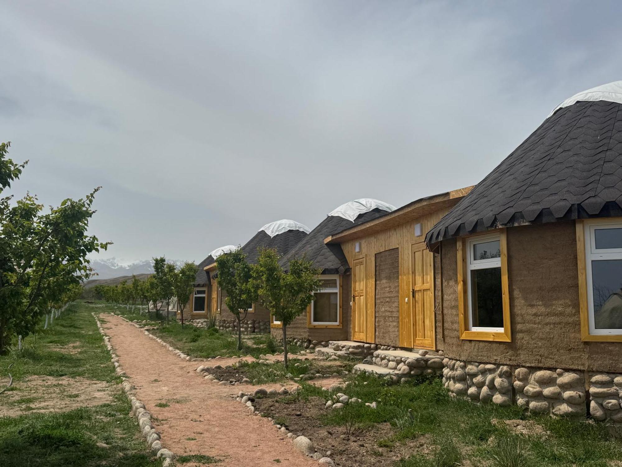 מלון Bokonbayevo Bosogo Yurt Camp מראה חיצוני תמונה