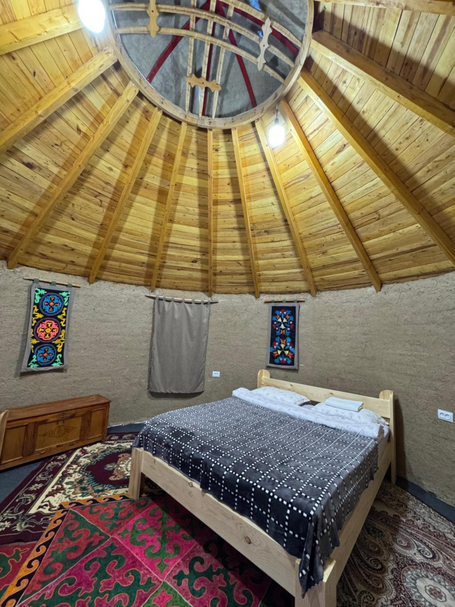 מלון Bokonbayevo Bosogo Yurt Camp מראה חיצוני תמונה